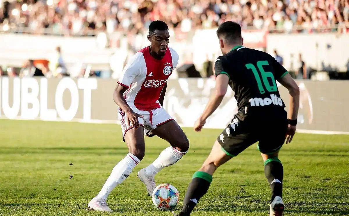 利物浦一直 利物浦一直