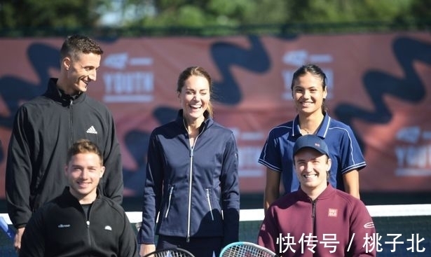 和任怡嘉同 和任怡嘉同