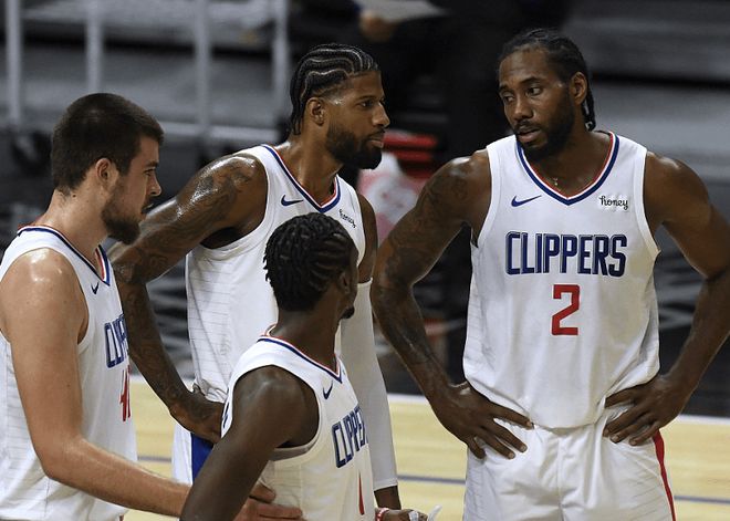 荷在密集赛 荷在密集赛